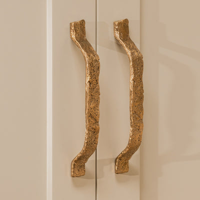 Photography by Handover Agency | Highbury Lemon Cabinet Handles shown in burnished bronze (BR).