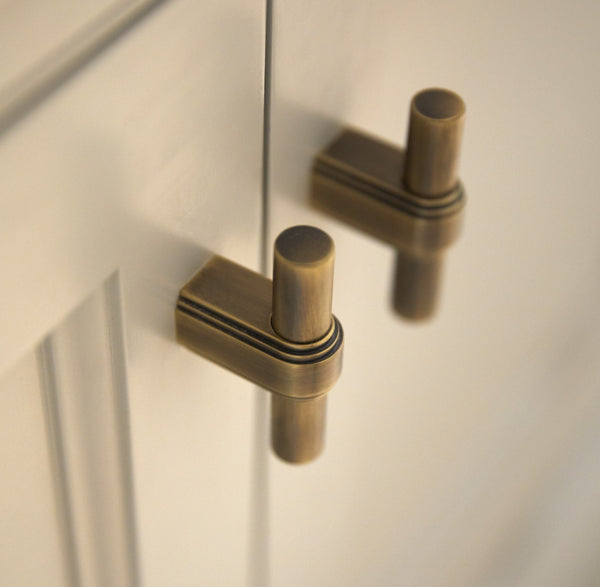 Satin Antique :  Finish In Focus