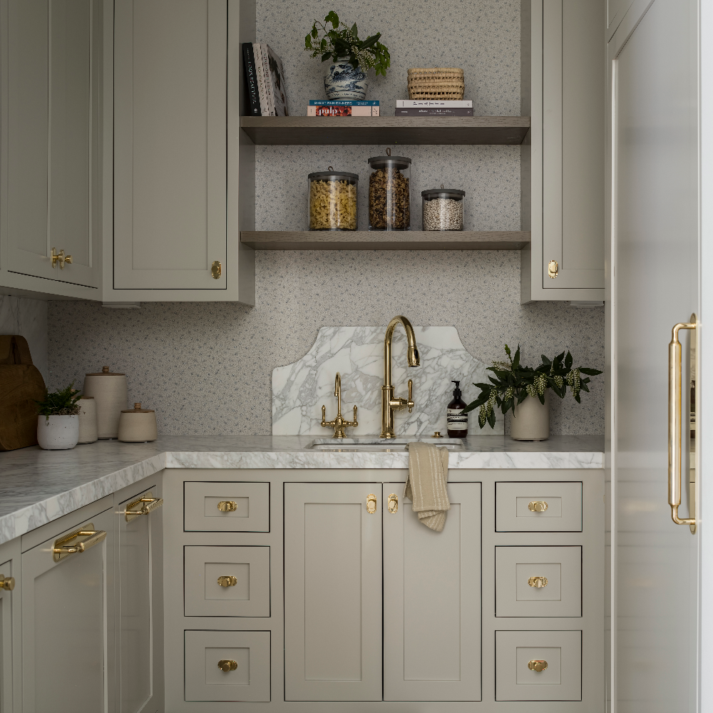 Design by Brooke Wagner Design. Photography by Joshua Caldwell. Product shown in our polished brass unlacquered (PBUL) finish.