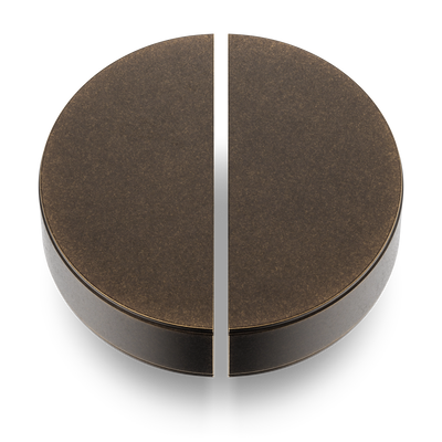 Product shown in our dark aged brass (DAB) finish.