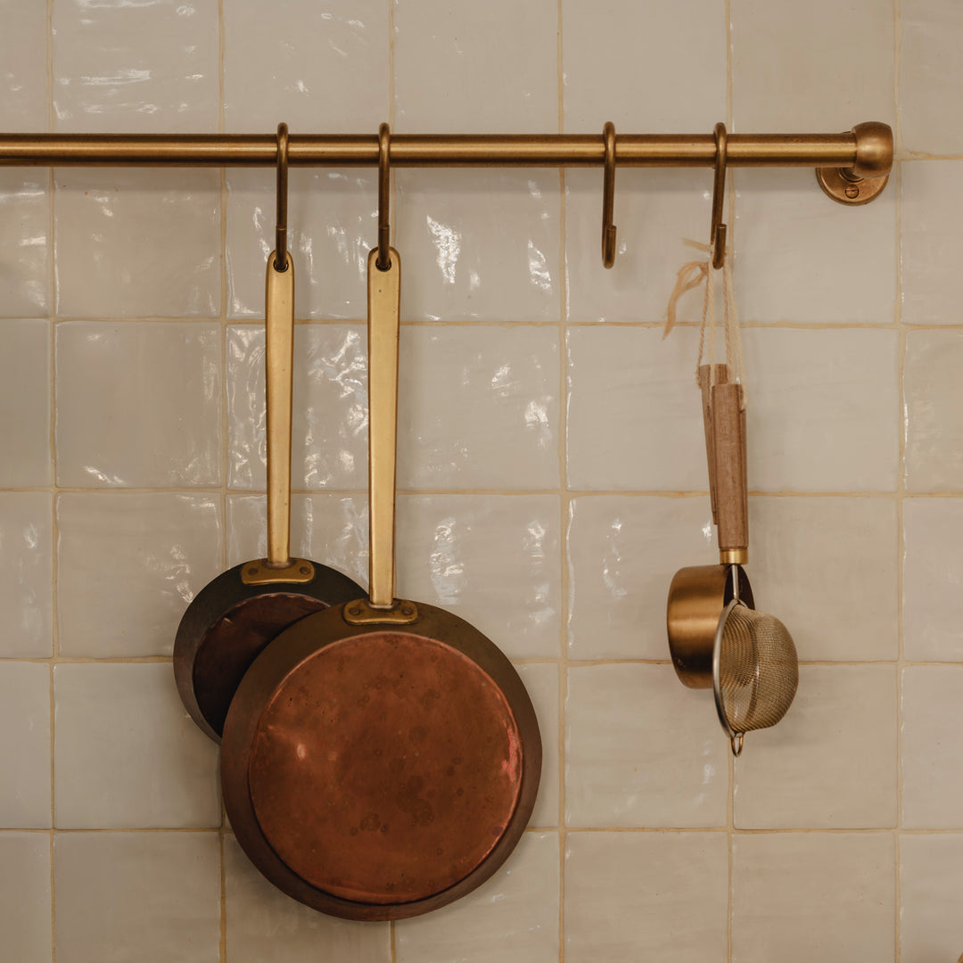 Project and photography by Joey Kendal Brown | Cotswold Slim Pot Rail shown in our aged brass (BEL) finish.