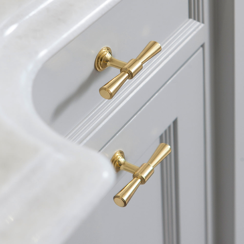 Design by Canavan | Lincoln T-Bar Handle shown in our polished brass lacquered (PBL) finish.