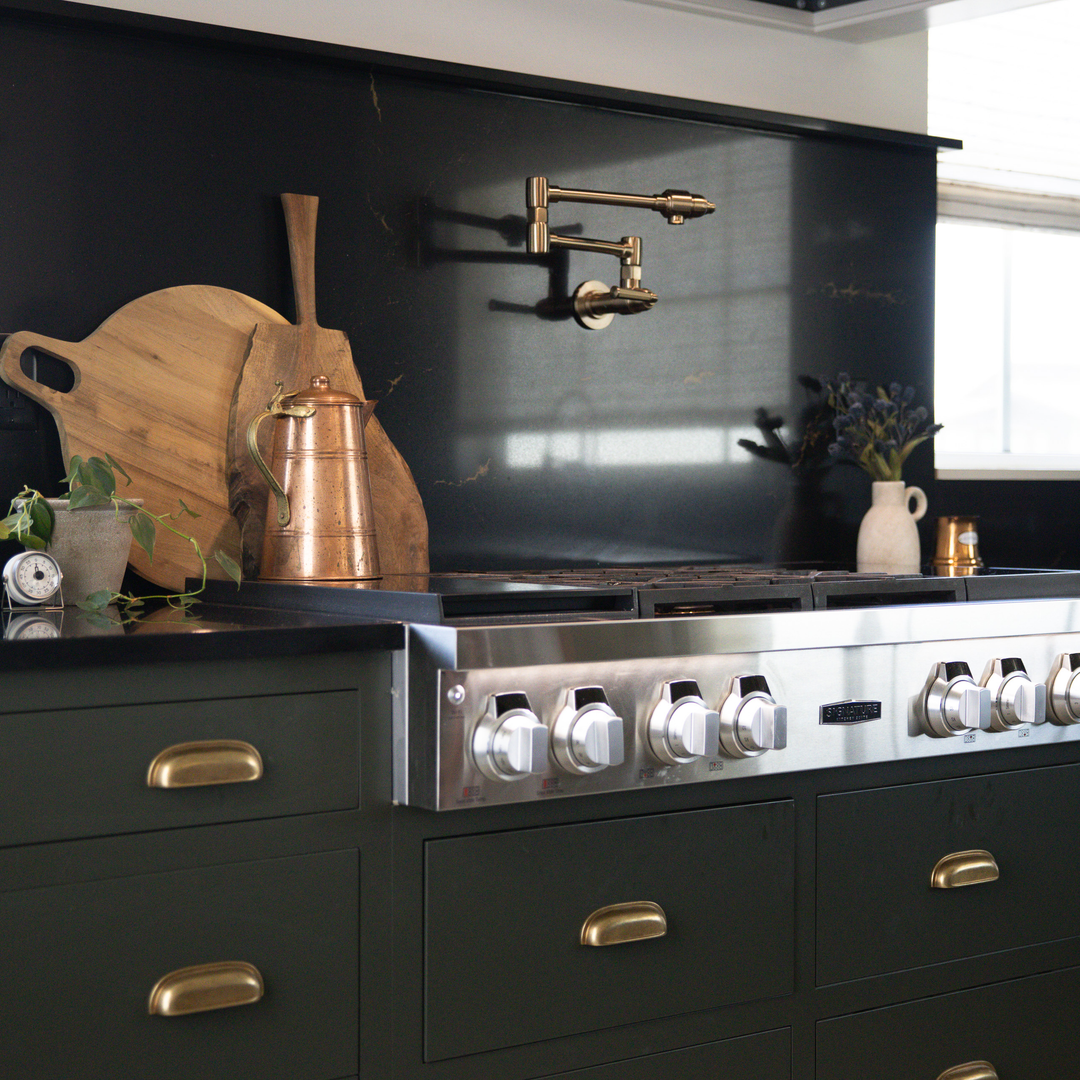 Design by Helmut. Product shown in our aged brass (BEL) finish.