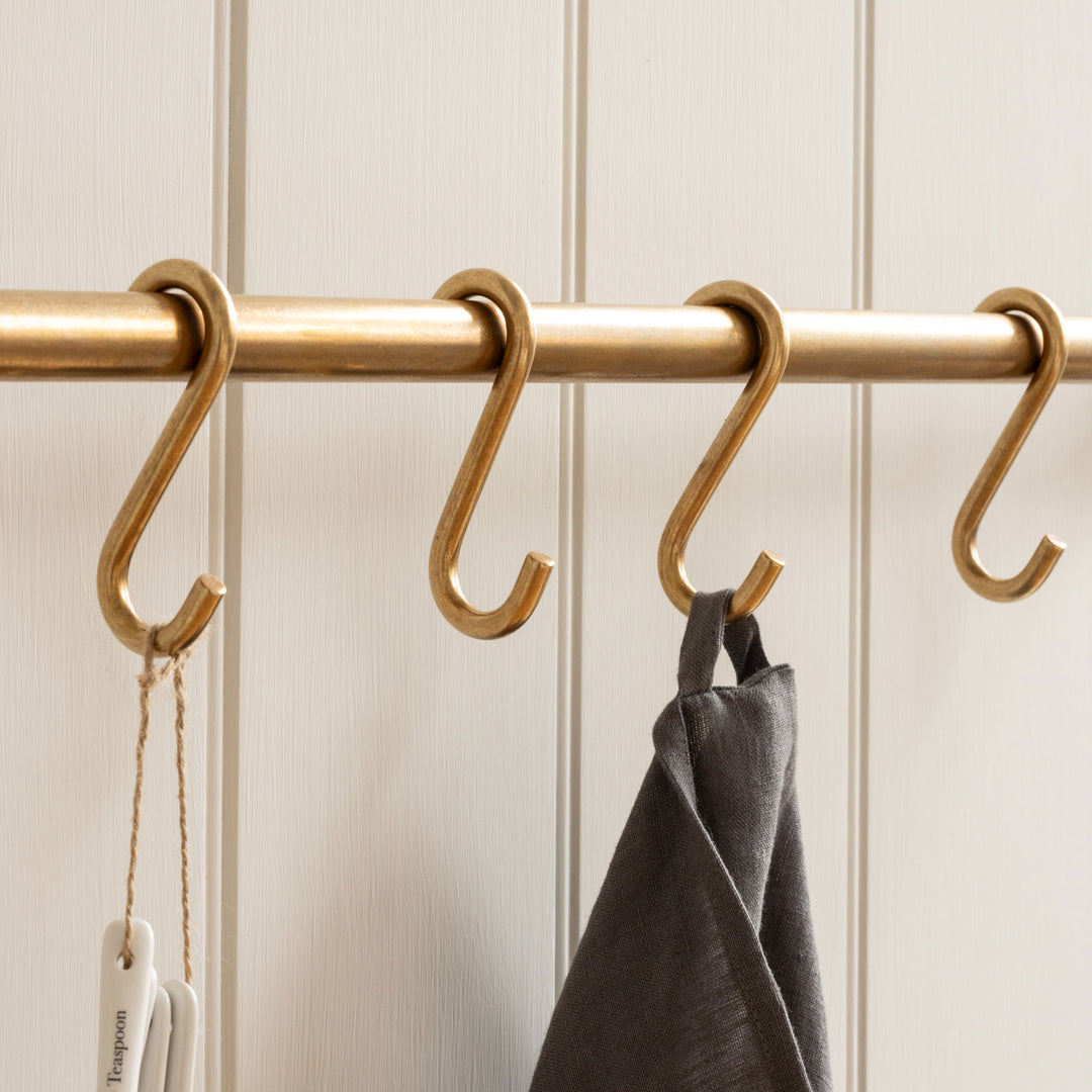 Product shown in our aged brass (BEL) finish.