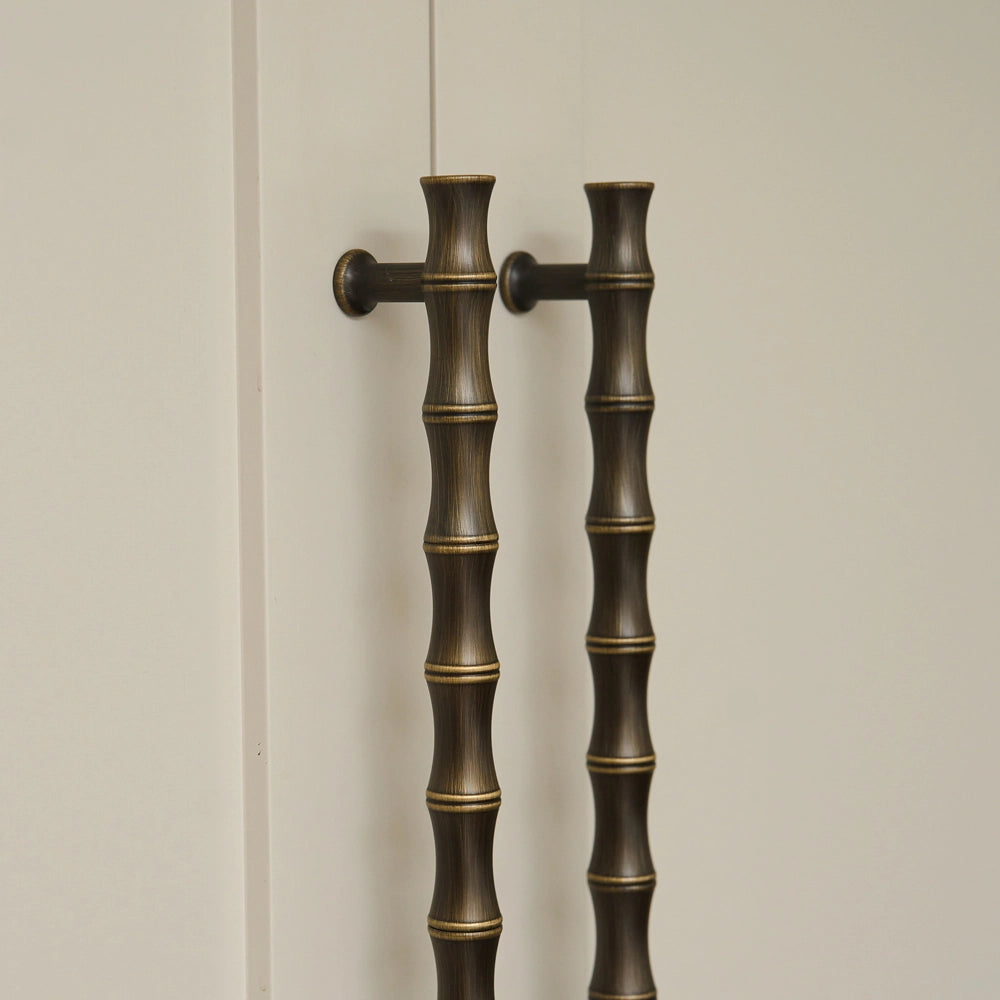 Design by Holly Oak House and Roseywood Interiors. Photography by Joey Kendal Brown. Product shown in our satin antique satin lacquered (SAS) finish.