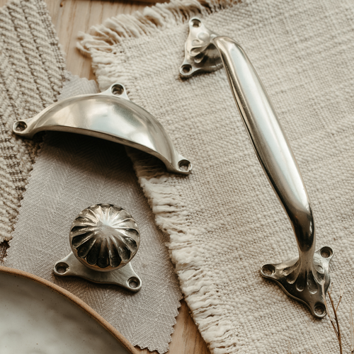 Oldbury Fluted White Bronze Cabinet Pull
