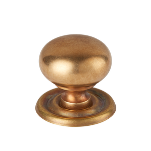 Sample of Cotswold Bun Cabinet Knob