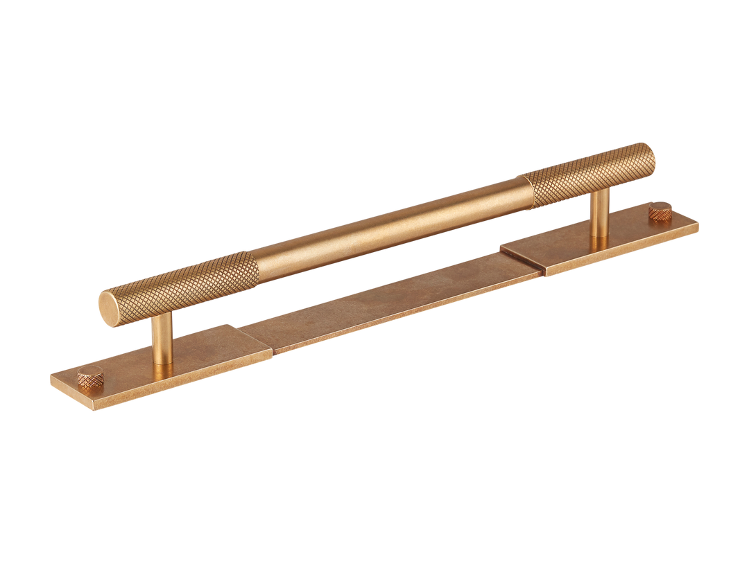 Sample of MIX Diamond Knurled Pull Handle & Backplate - Mixed Finish